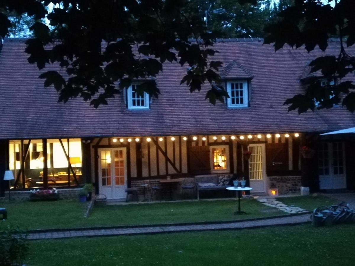 Triqueville Lait & Lit Bed & Breakfast エクステリア 写真