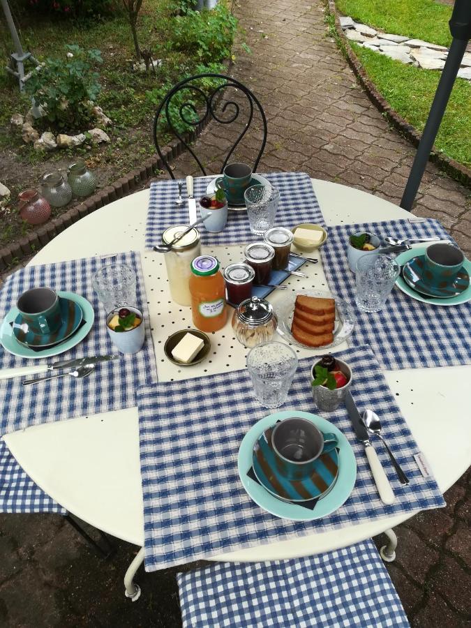 Triqueville Lait & Lit Bed & Breakfast エクステリア 写真